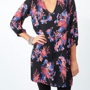 ALLISON JOY | Evereve Drea Shift Dress NEW Women's Size Medium Abstract Floral